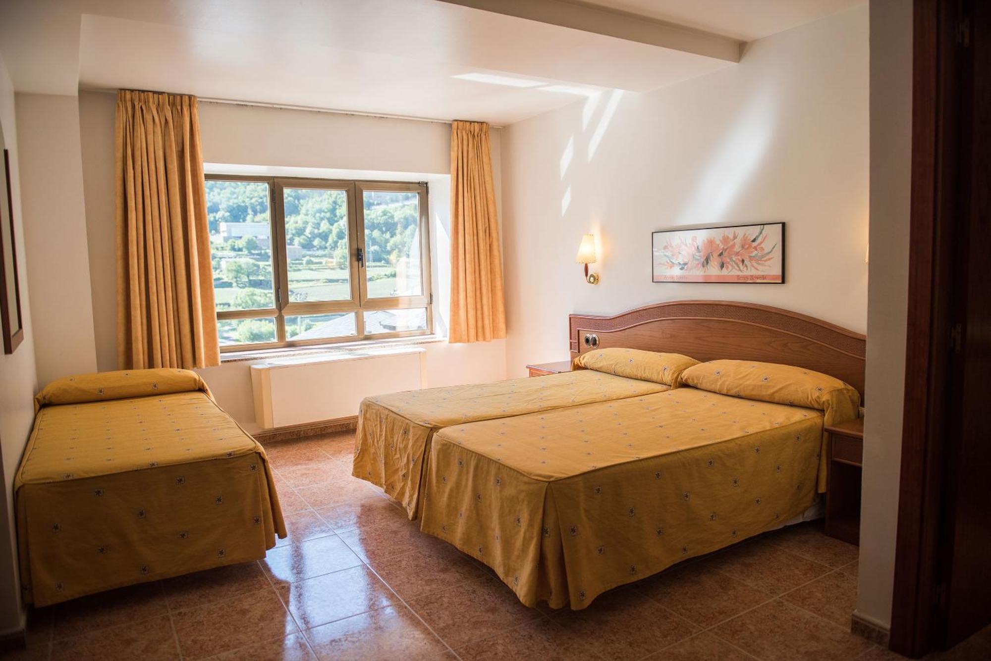 Hotel Cervol Andorra la Vieja Habitación foto